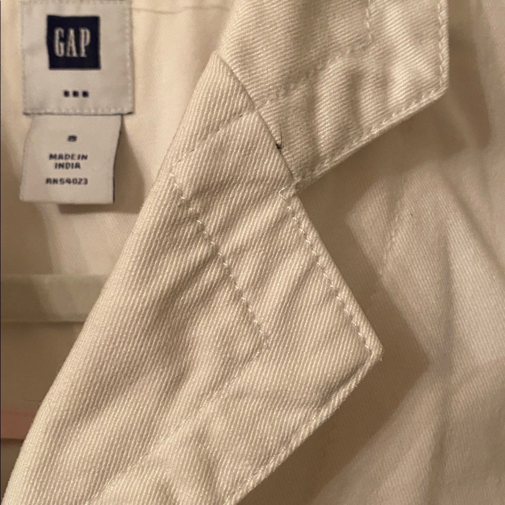 Gap Women's Single Button Blazer - image 6